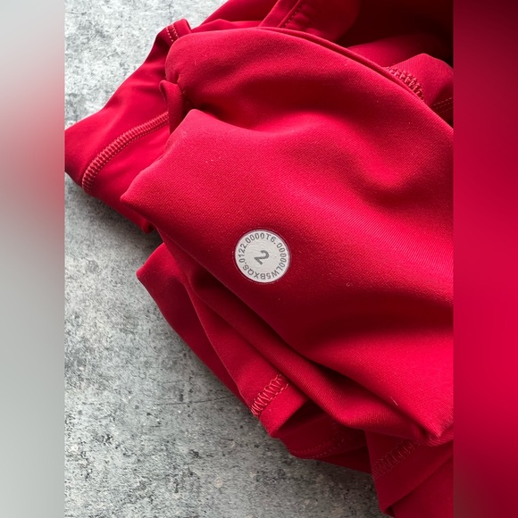 Lululemon Athletica Dark Red Fast and Free Leggings HR Size 2 - Picture 3 of 4